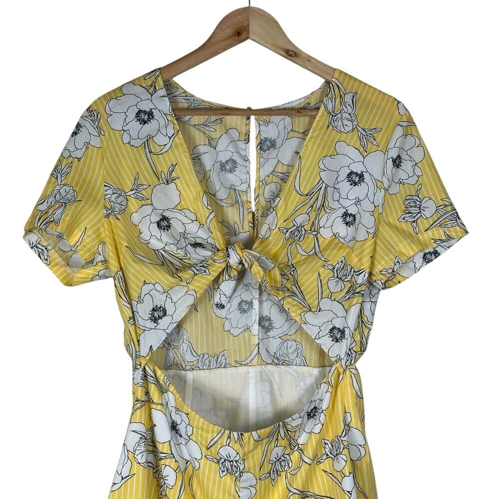 Lush Romper Womens L Yellow White Floral Stripe 100% Cotton Cutout Beachy Boho - Picture 4 of 7